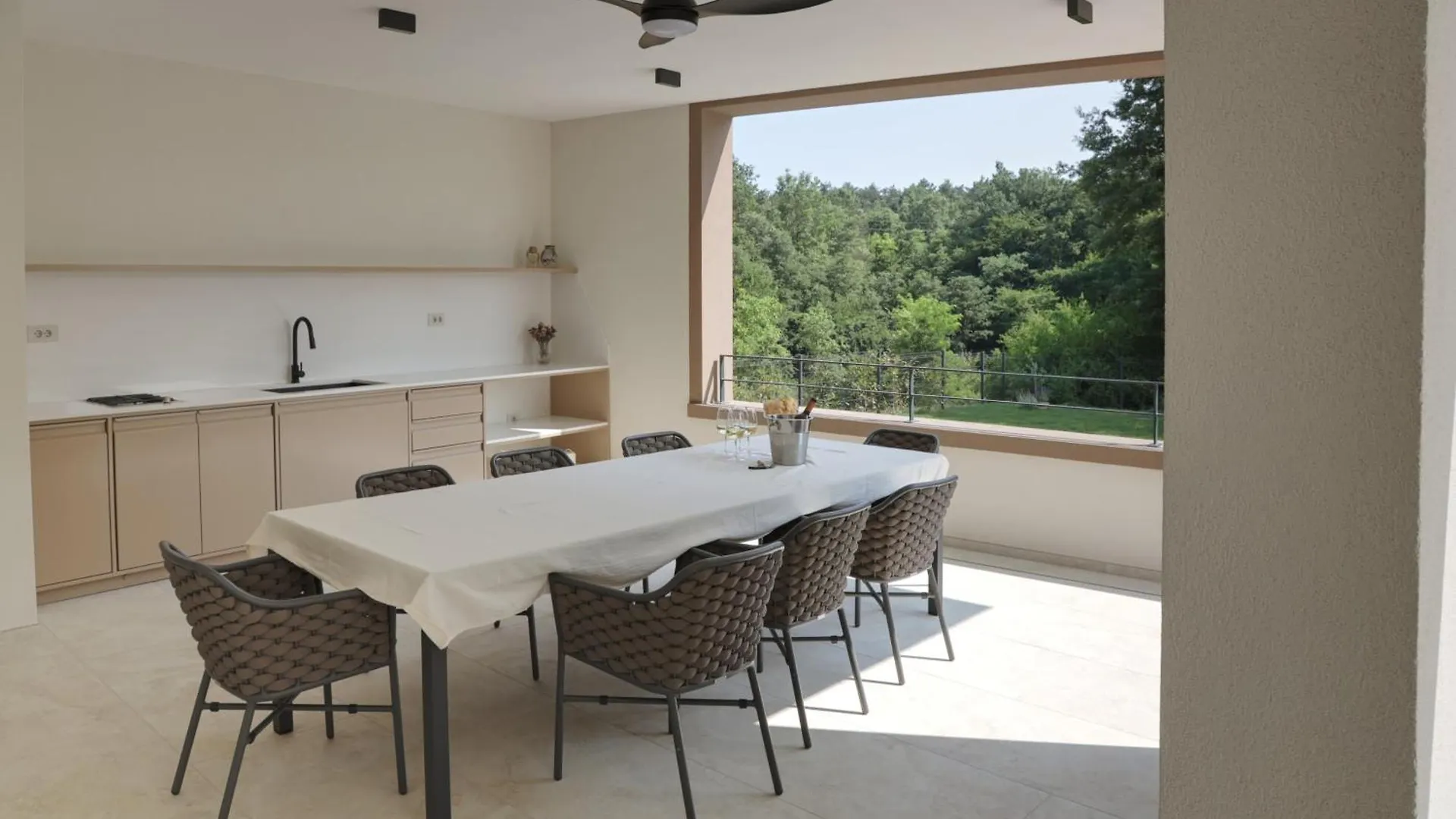 Villa Castanea Heki